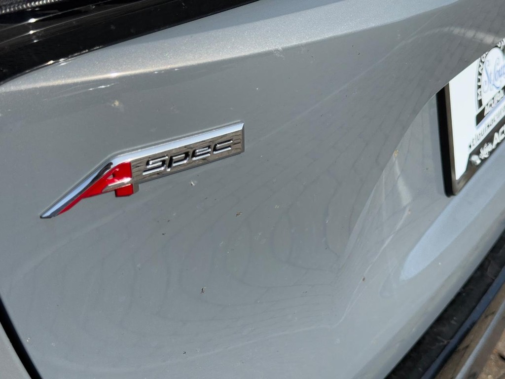 Acura ADX Vehicle Full-screen Gallery Image 04