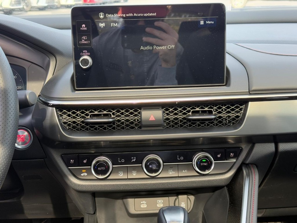 Acura ADX Vehicle Full-screen Gallery Image 09