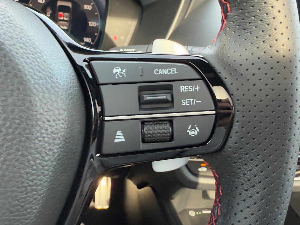 Acura ADX Vehicle Full-screen Gallery Image 13