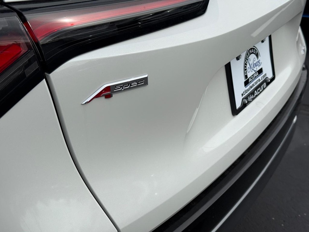 Acura ADX Vehicle Full-screen Gallery Image 04