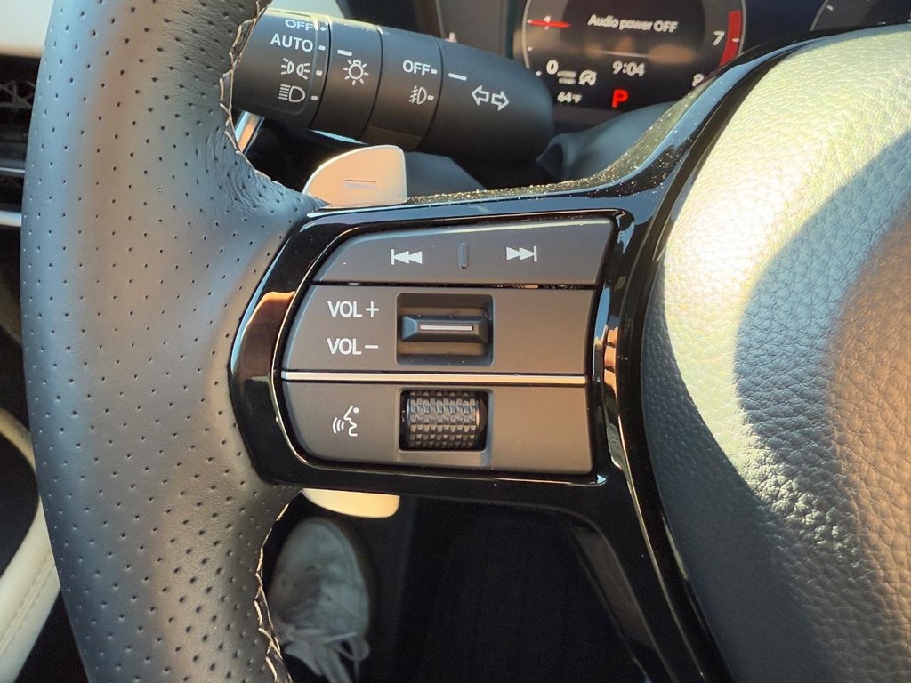 Acura ADX Vehicle Full-screen Gallery Image 11