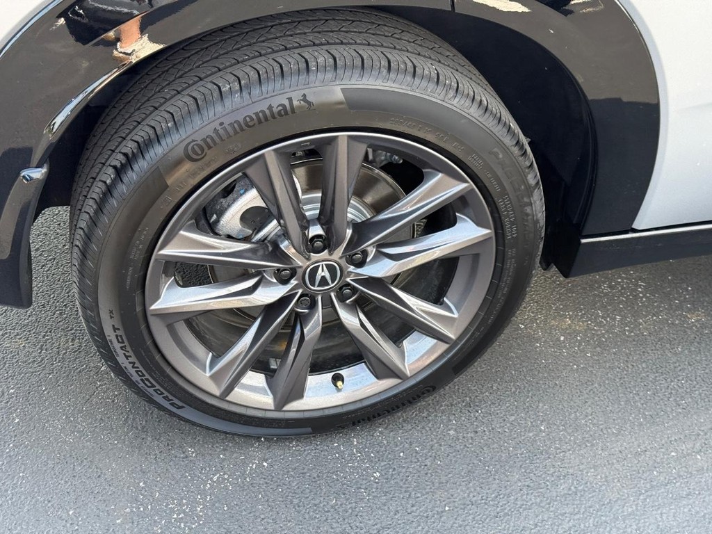 Acura ADX Vehicle Full-screen Gallery Image 08