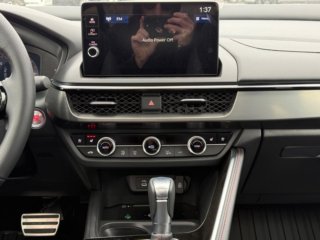 Acura ADX Vehicle Full-screen Gallery Image 09