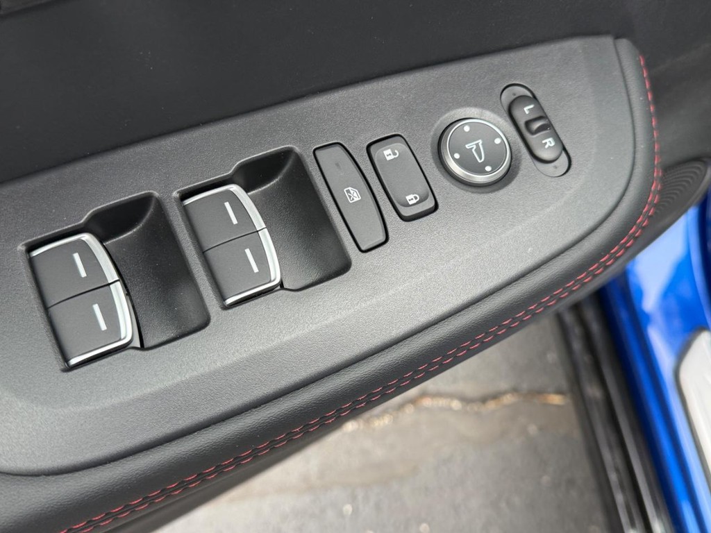 Acura ADX Vehicle Full-screen Gallery Image 10