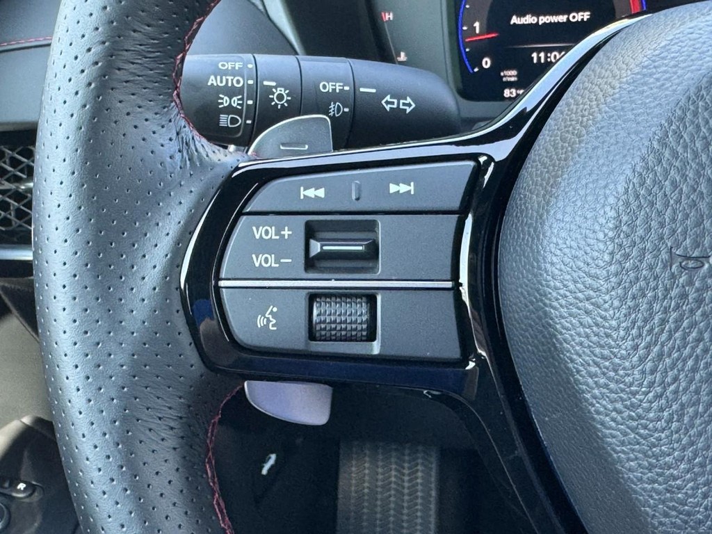 Acura ADX Vehicle Full-screen Gallery Image 20