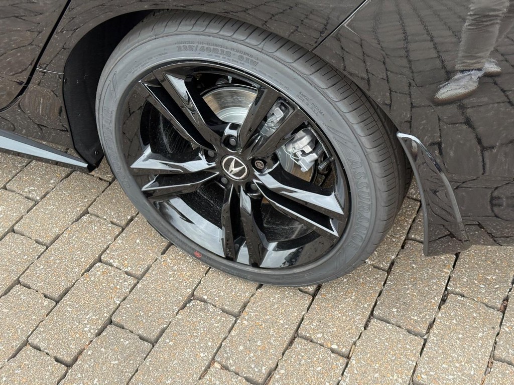 Acura Integra Vehicle Full-screen Gallery Image 10