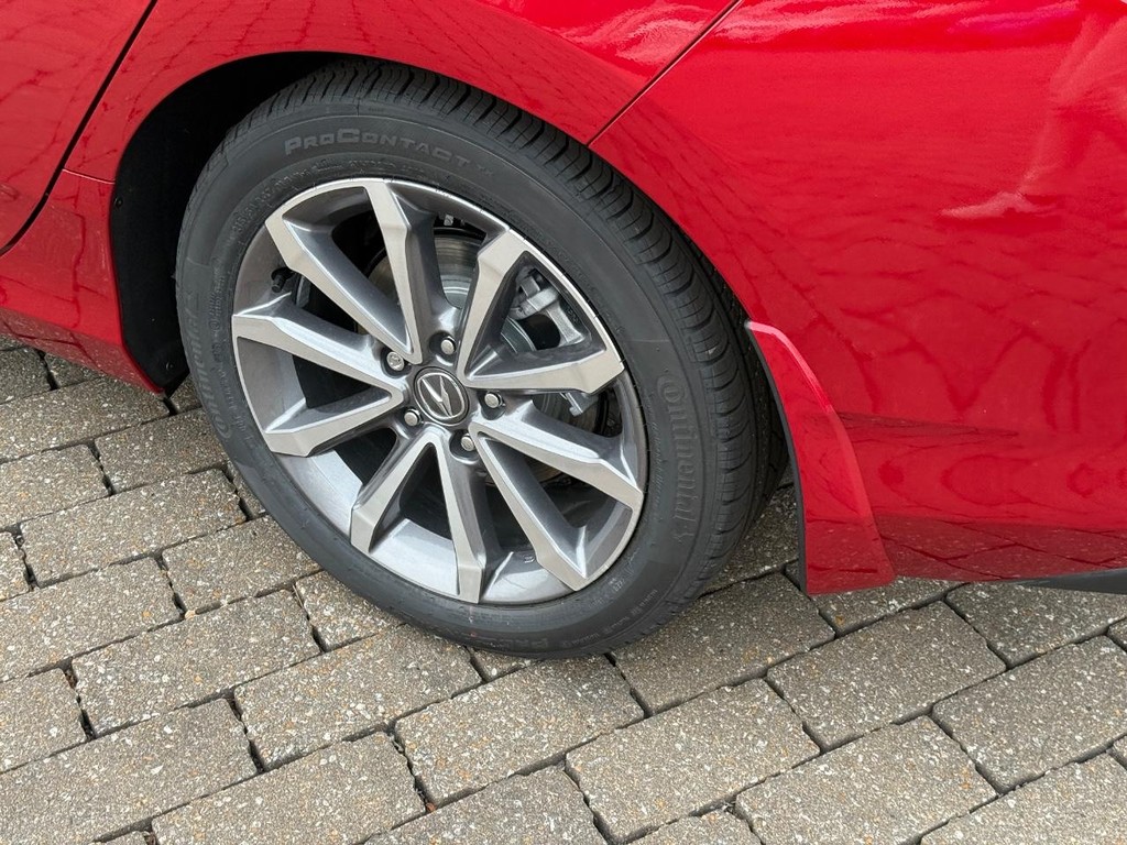 Acura Integra Vehicle Full-screen Gallery Image 04