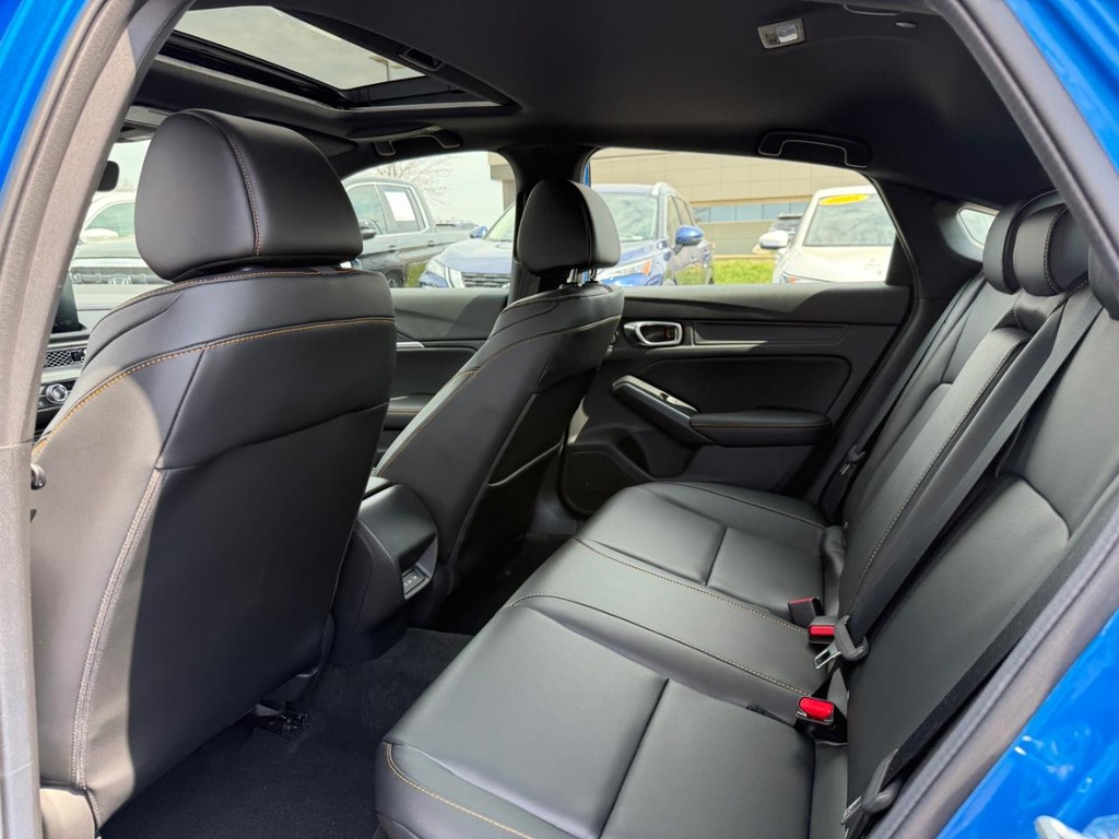 Acura Integra Vehicle Full-screen Gallery Image 11