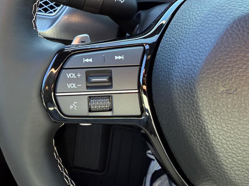 Acura Integra Vehicle Full-screen Gallery Image 12