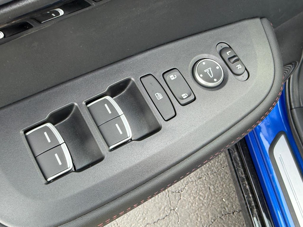 Acura ADX Vehicle Full-screen Gallery Image 10