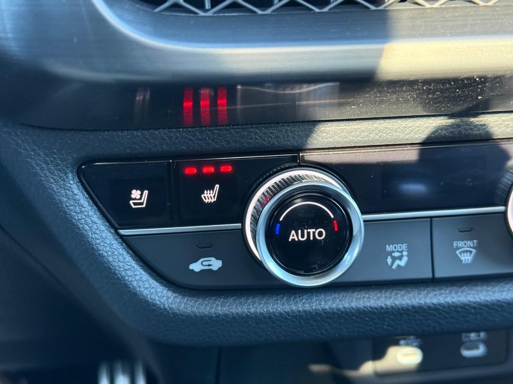Acura ADX Vehicle Full-screen Gallery Image 16