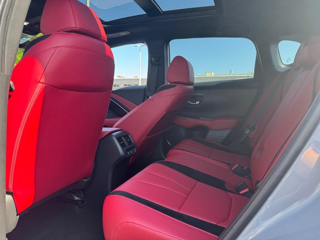 Acura ADX Vehicle Full-screen Gallery Image 11
