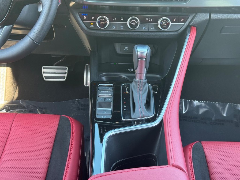 Acura ADX Vehicle Full-screen Gallery Image 17