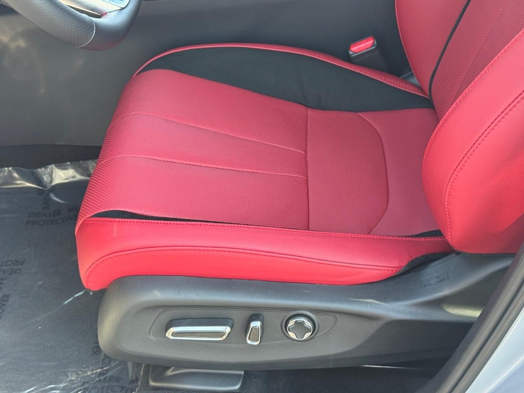 Acura ADX Vehicle Full-screen Gallery Image 18