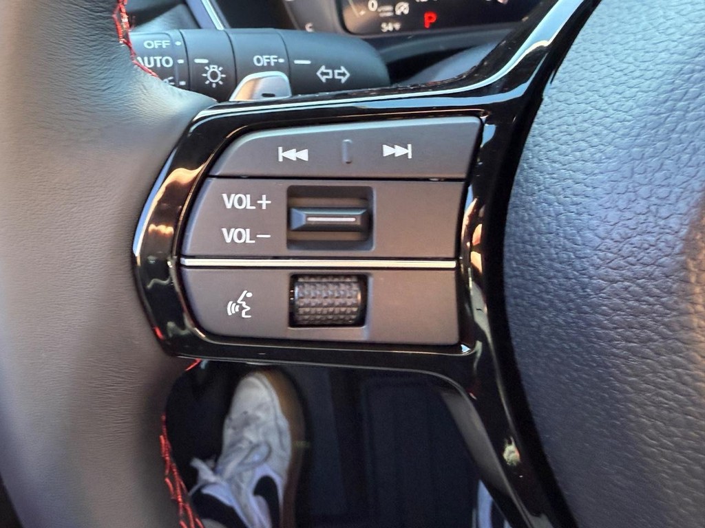 Acura Integra Vehicle Full-screen Gallery Image 12