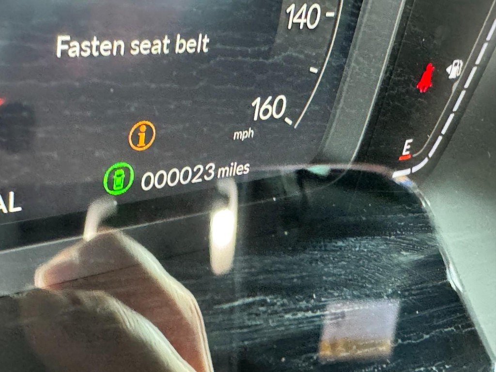 Acura Integra Vehicle Full-screen Gallery Image 15