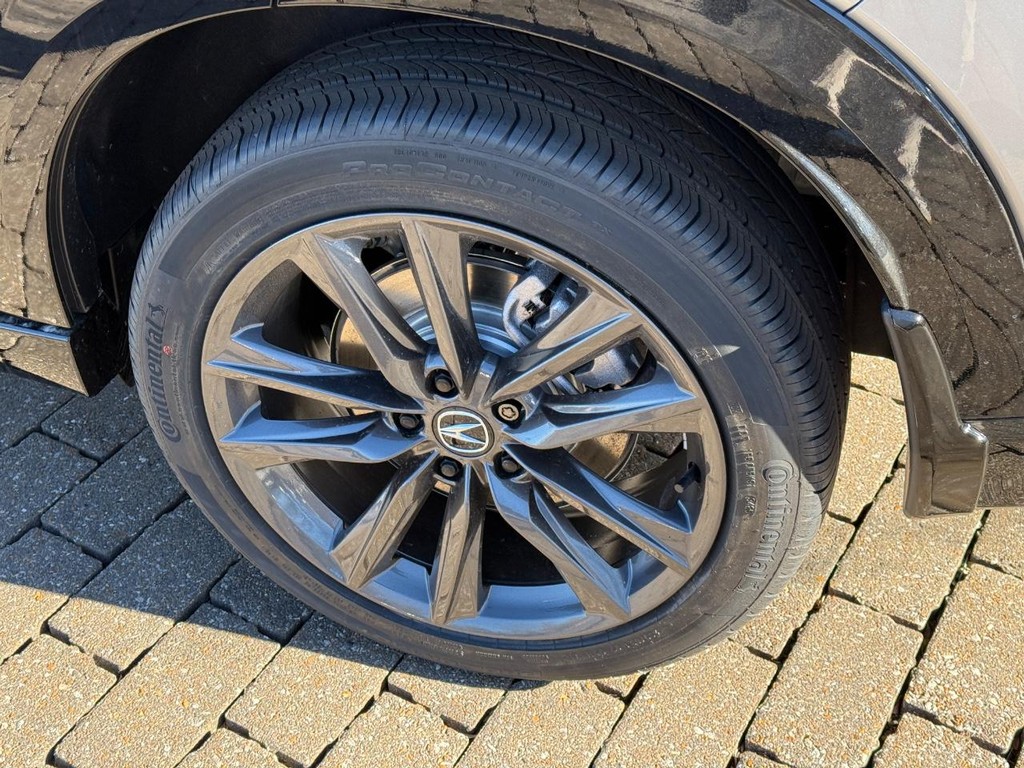 Acura ADX Vehicle Full-screen Gallery Image 05