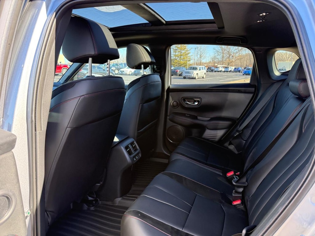 Acura ADX Vehicle Full-screen Gallery Image 07