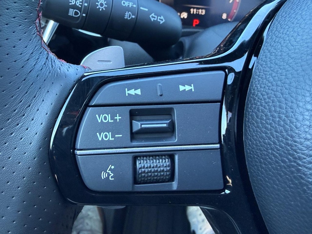 Acura ADX Vehicle Full-screen Gallery Image 12