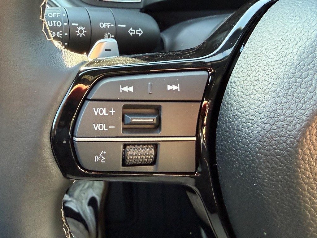 Acura Integra Vehicle Full-screen Gallery Image 13