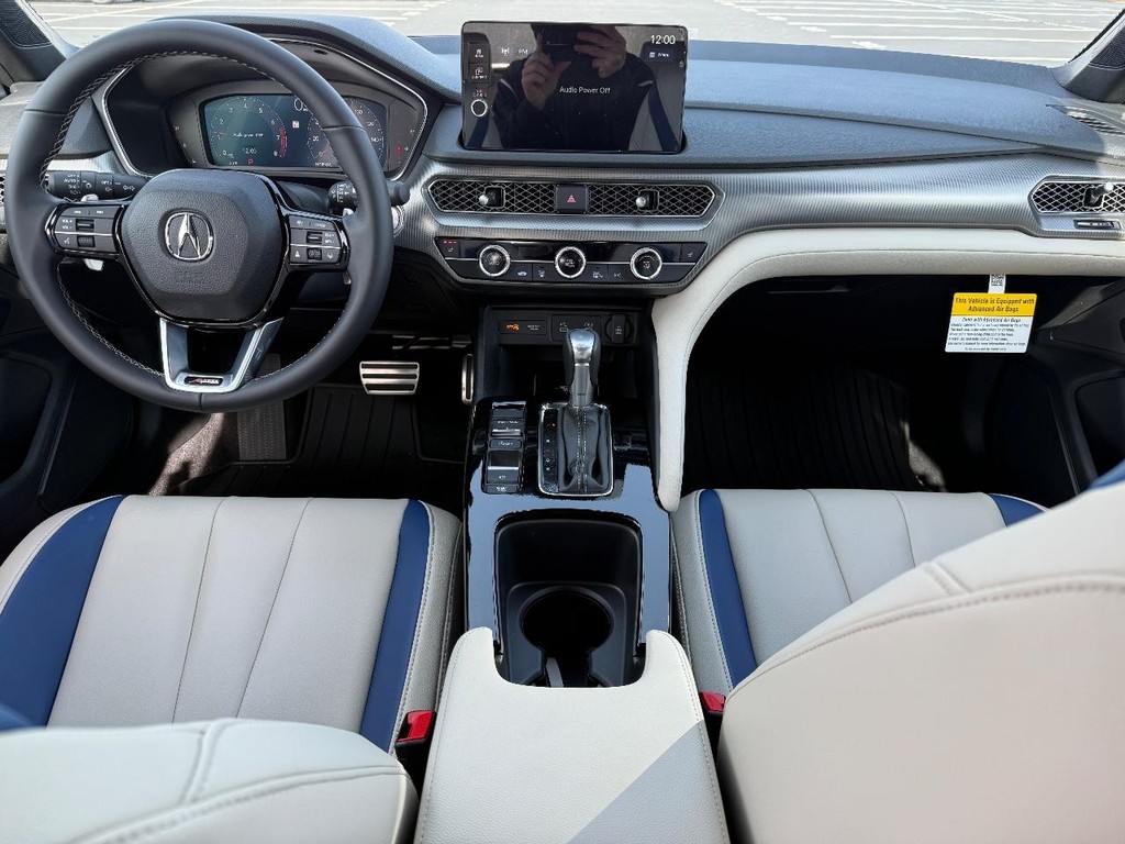 Acura Integra Vehicle Full-screen Gallery Image 07