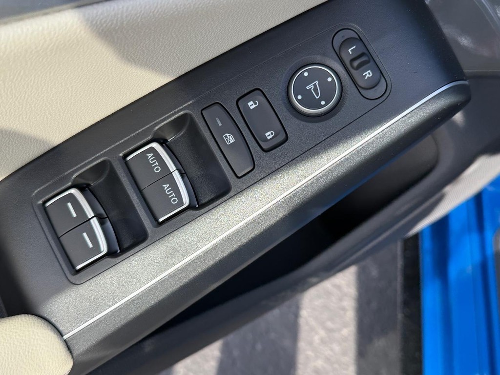 Acura Integra Vehicle Full-screen Gallery Image 10
