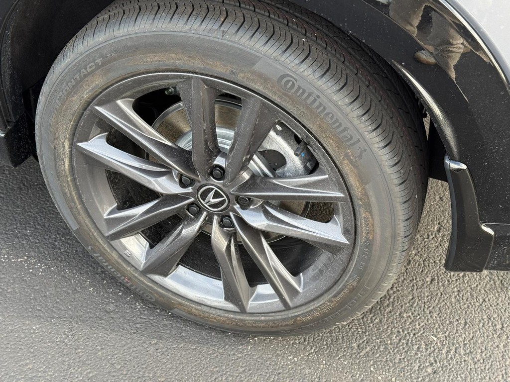 Acura ADX Vehicle Full-screen Gallery Image 05