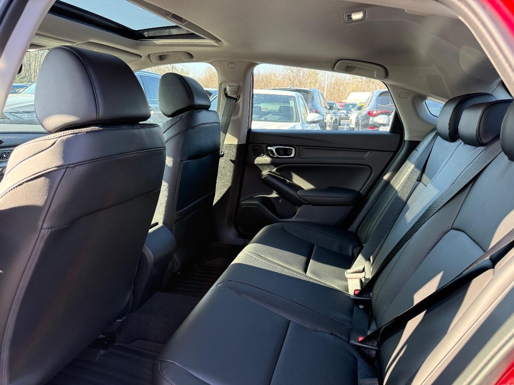 Acura Integra Vehicle Full-screen Gallery Image 05