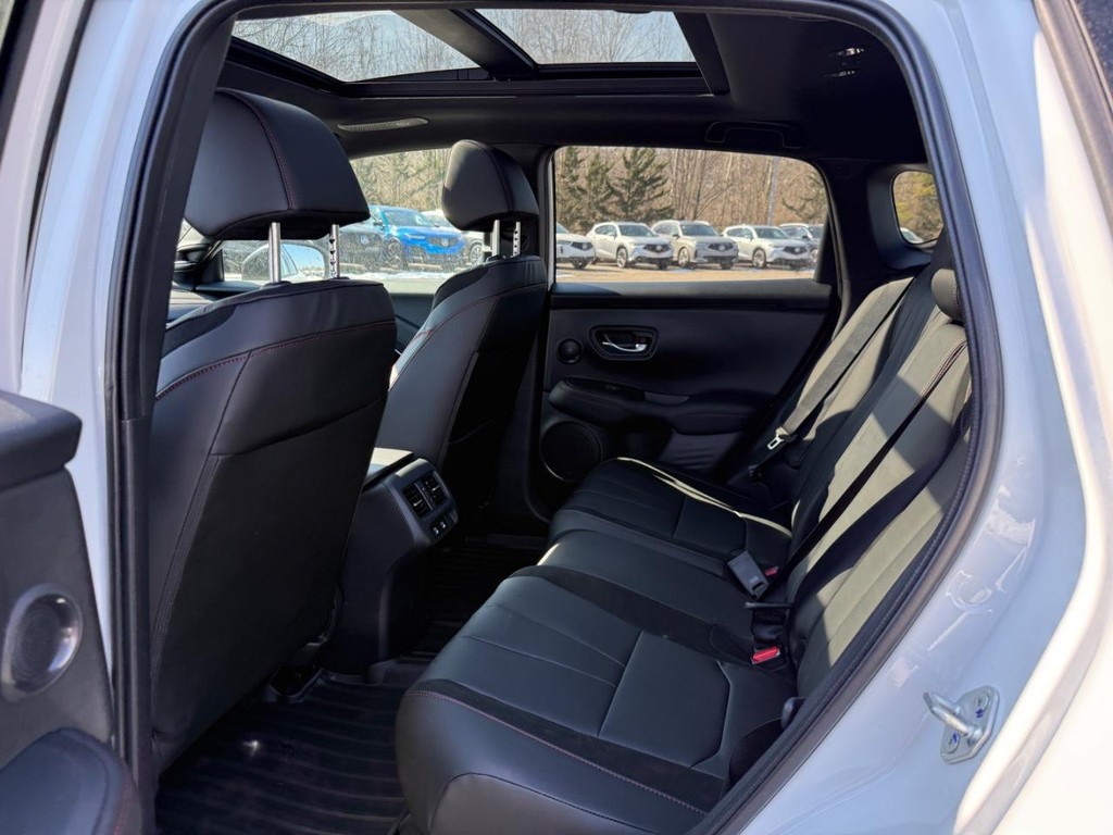 Acura ADX Vehicle Full-screen Gallery Image 06