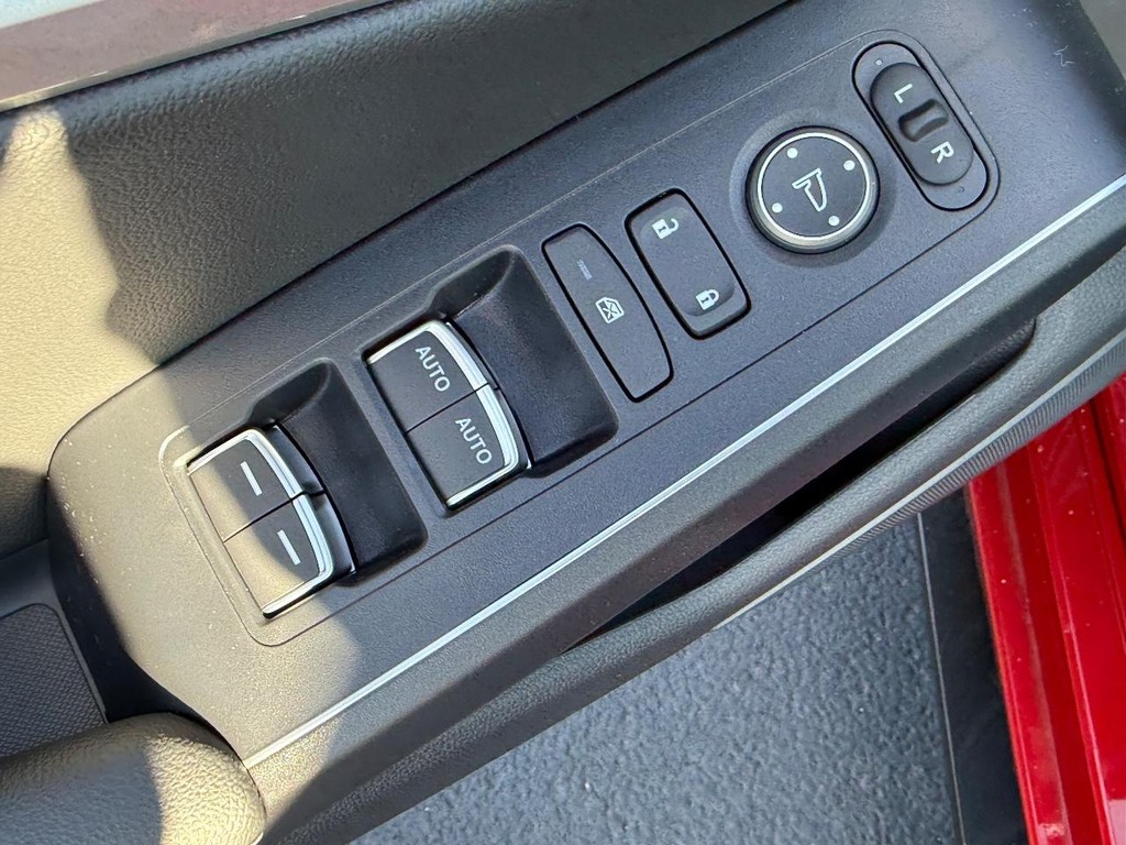 Acura Integra Vehicle Full-screen Gallery Image 10