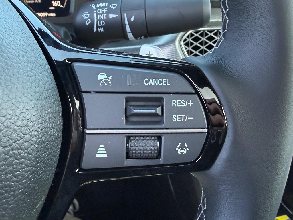 Acura Integra Vehicle Full-screen Gallery Image 13