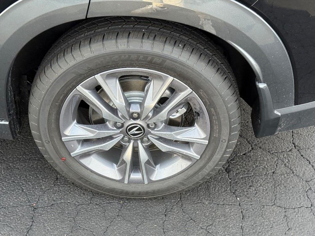 Acura ADX Vehicle Full-screen Gallery Image 04
