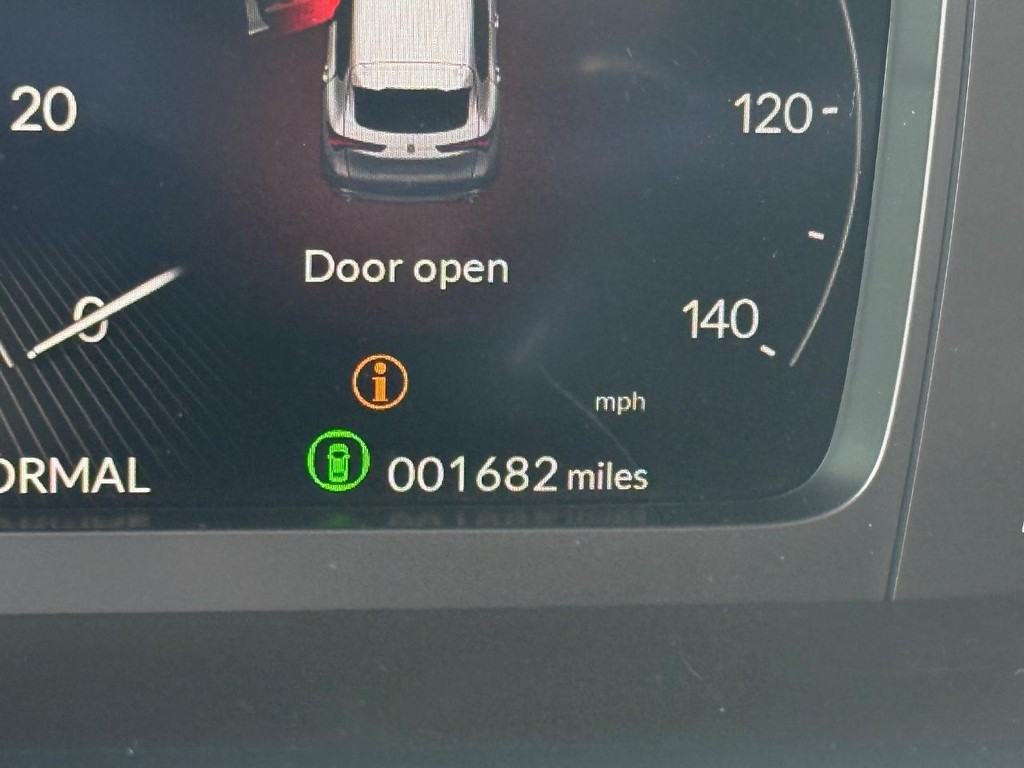 Acura ADX Vehicle Full-screen Gallery Image 13