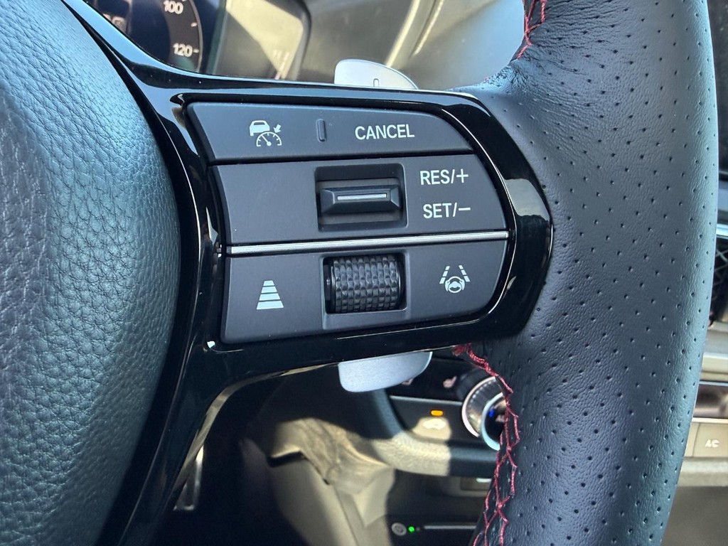 Acura ADX Vehicle Full-screen Gallery Image 13