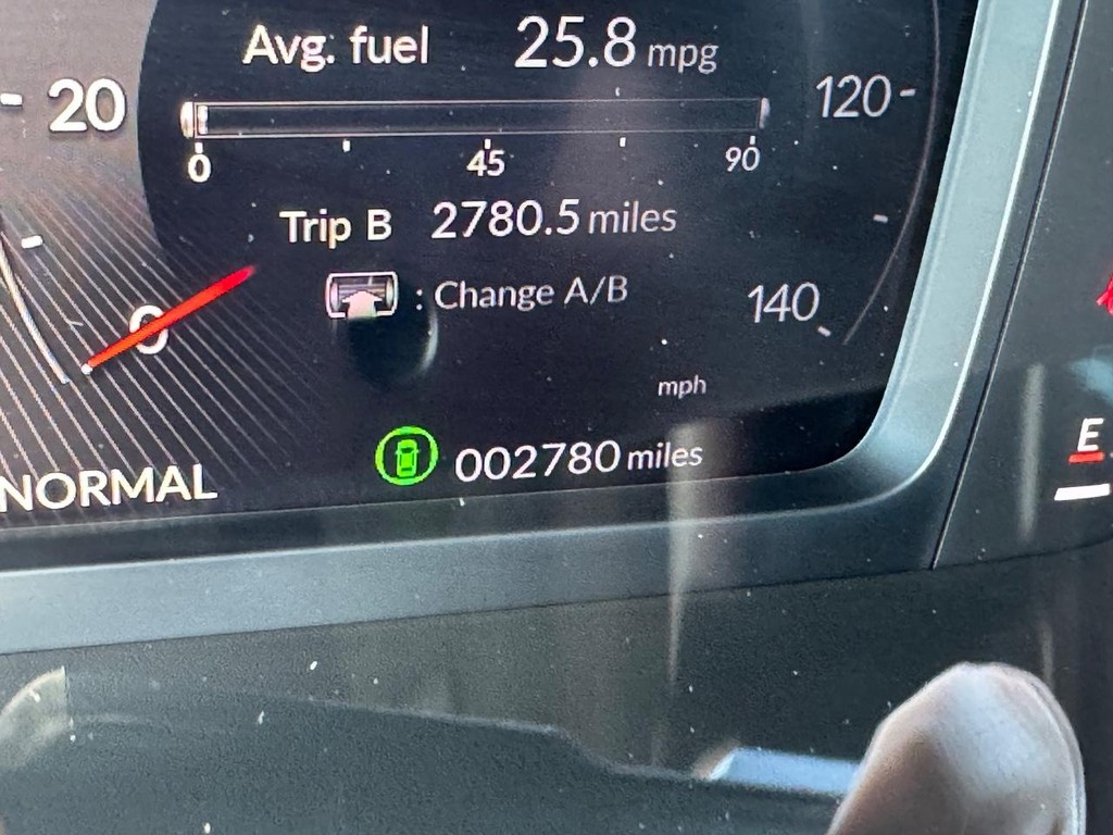 Acura ADX Vehicle Full-screen Gallery Image 15