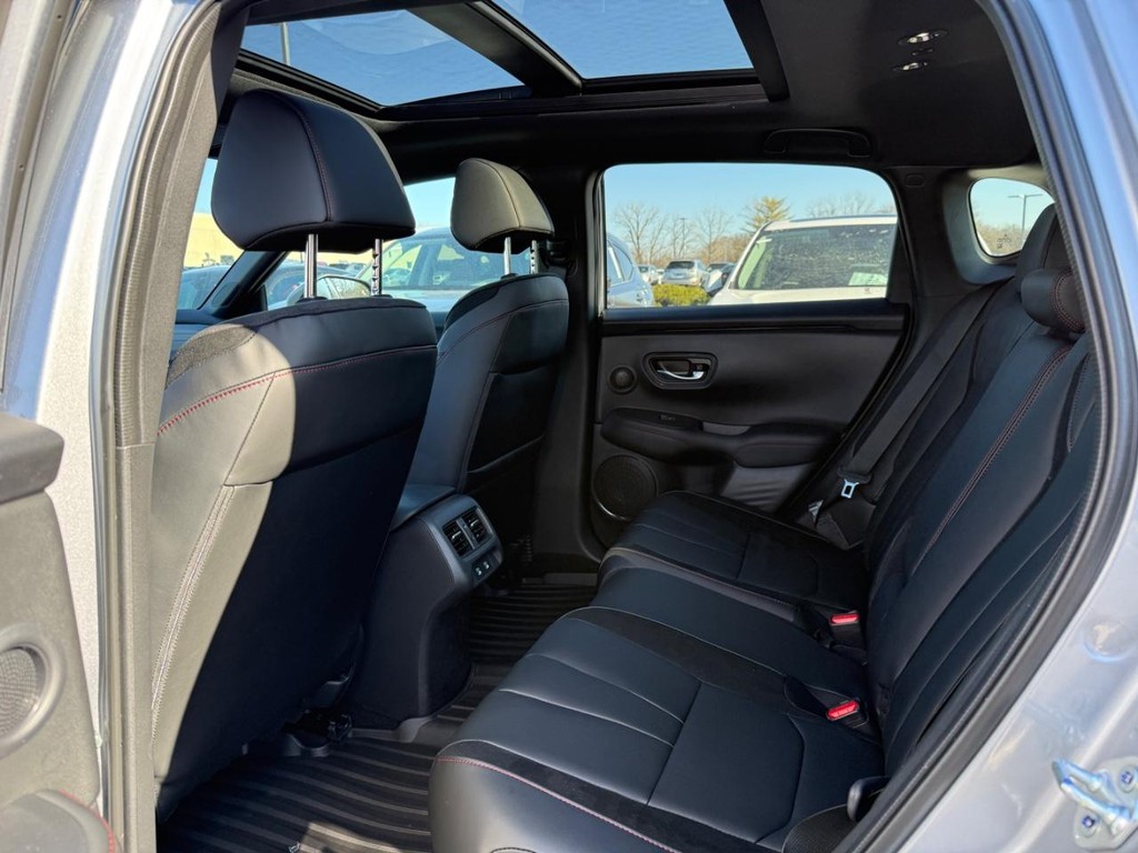 Acura ADX Vehicle Full-screen Gallery Image 06
