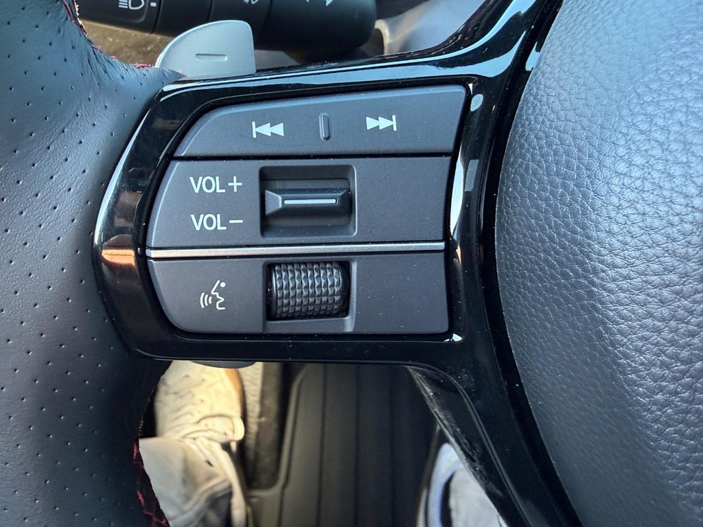Acura ADX Vehicle Full-screen Gallery Image 13