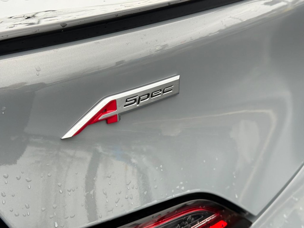 Acura Integra Vehicle Full-screen Gallery Image 06