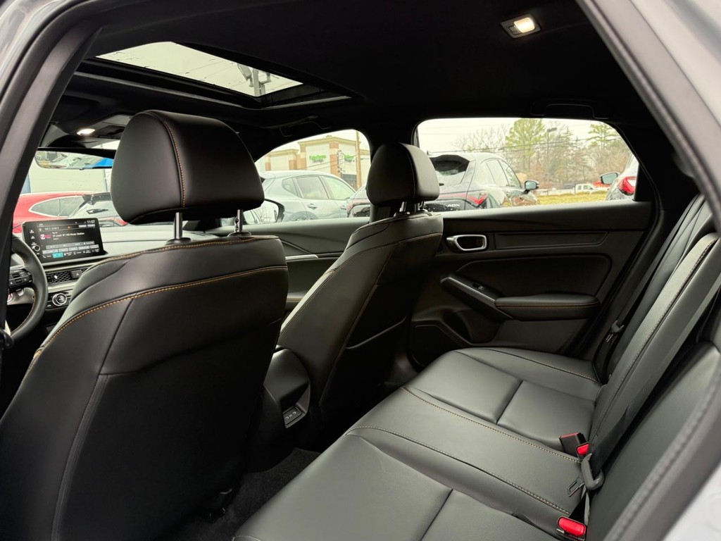 Acura Integra Vehicle Full-screen Gallery Image 11