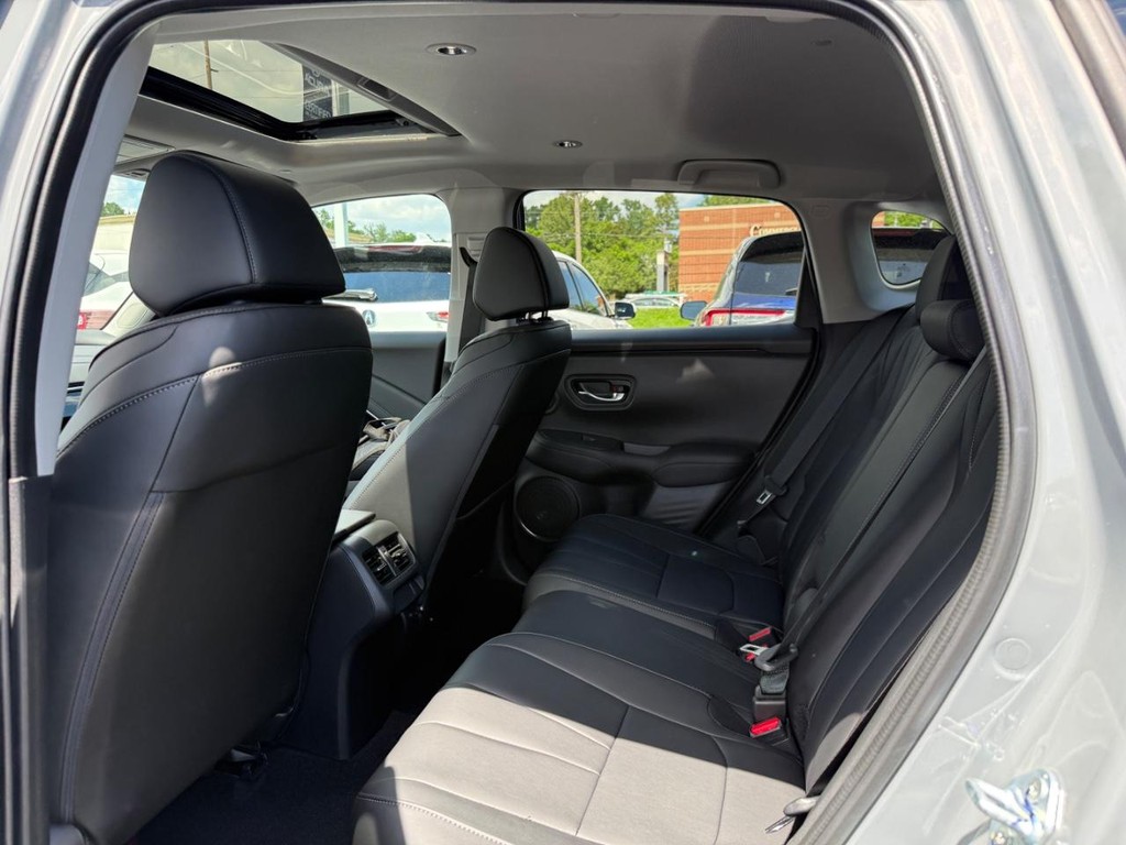 Acura ADX Vehicle Full-screen Gallery Image 10