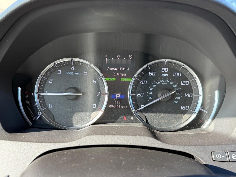 Acura MDX Vehicle Full-screen Gallery Image 19