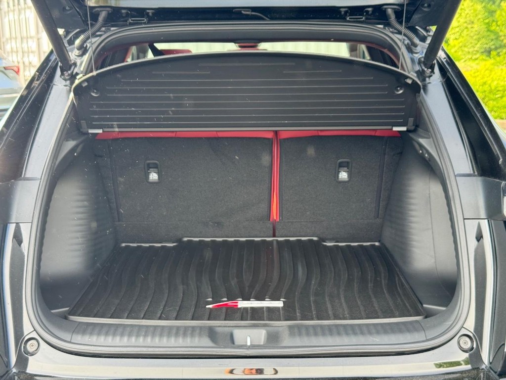 Acura ADX Vehicle Full-screen Gallery Image 04