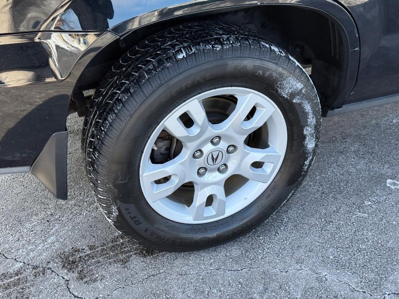 Acura MDX Vehicle Full-screen Gallery Image 07