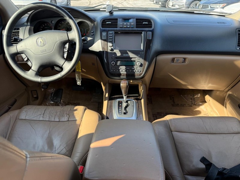 Acura MDX Vehicle Full-screen Gallery Image 11
