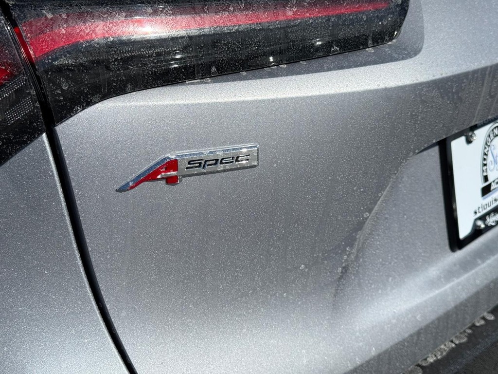 Acura ADX Vehicle Full-screen Gallery Image 04