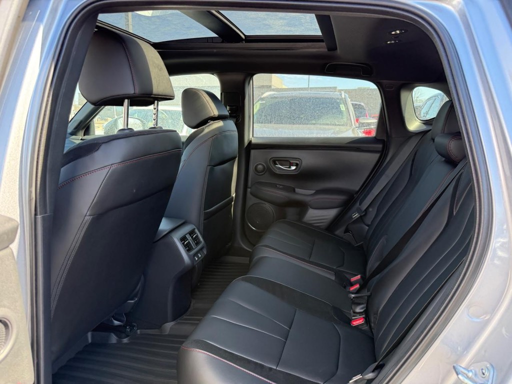Acura ADX Vehicle Full-screen Gallery Image 06