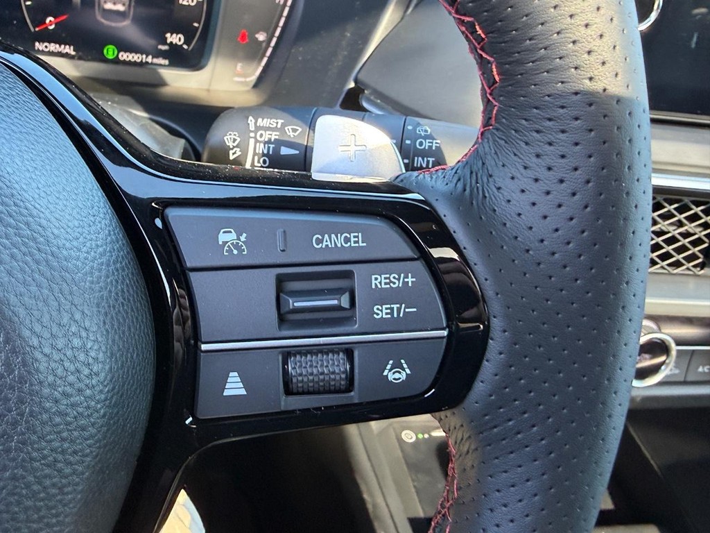 Acura ADX Vehicle Full-screen Gallery Image 13