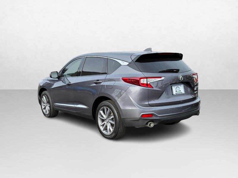 Acura RDX Vehicle Full-screen Gallery Image 03