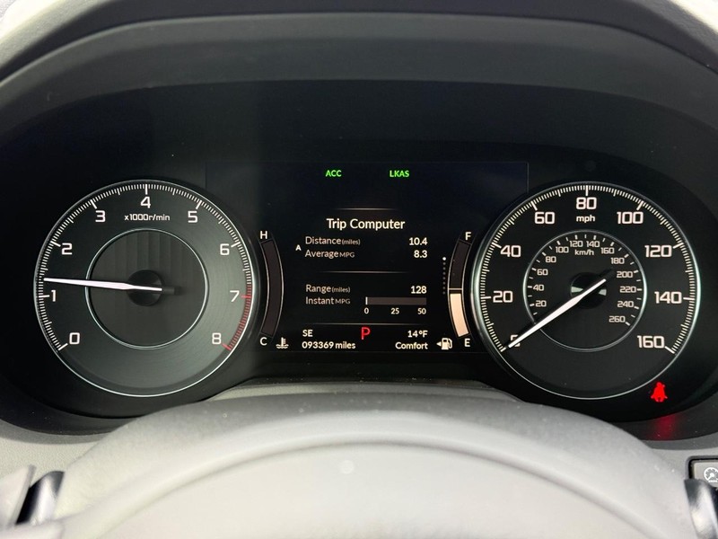 Acura RDX Vehicle Full-screen Gallery Image 20