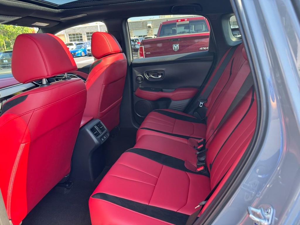Acura ADX Vehicle Full-screen Gallery Image 11